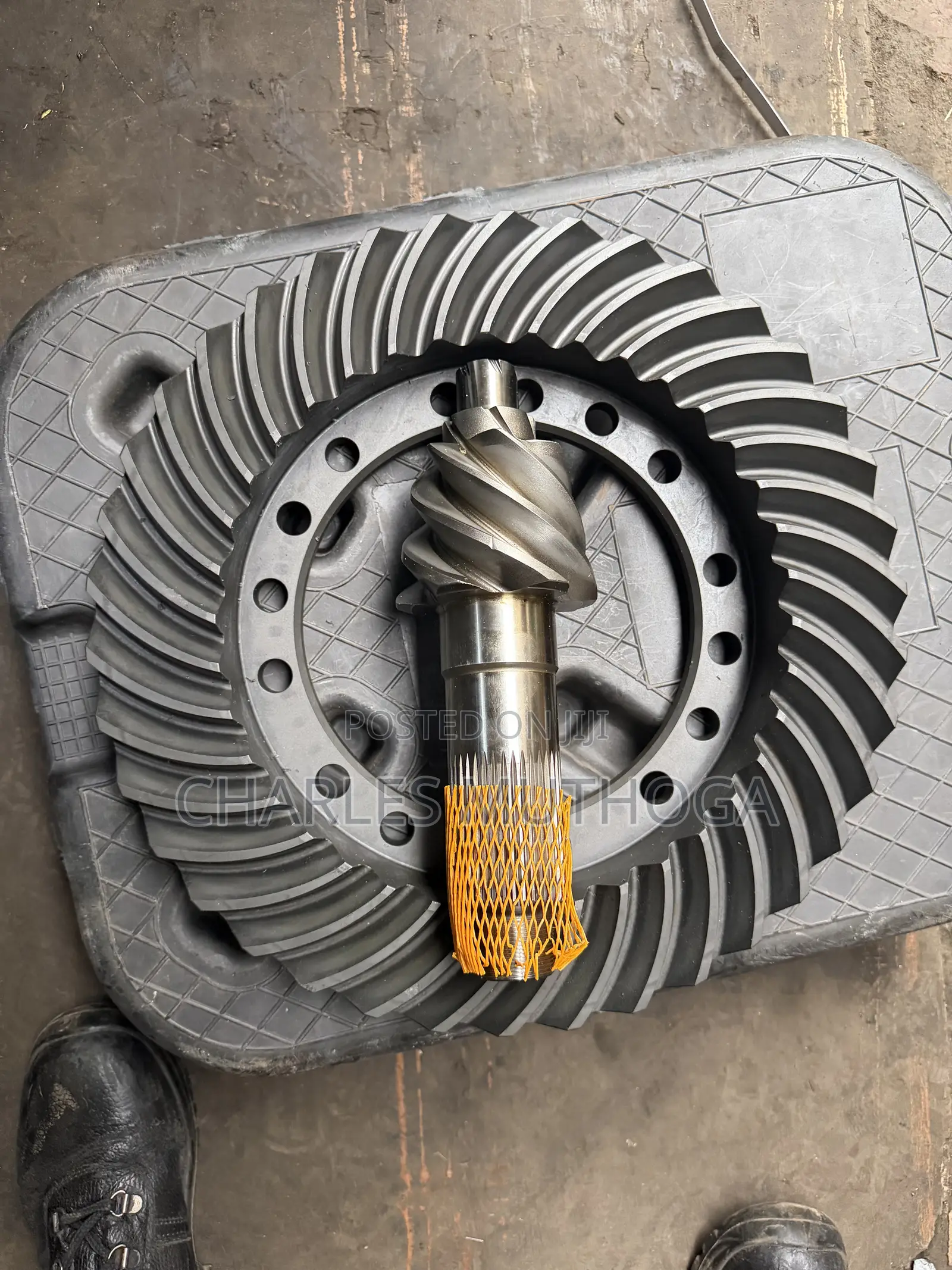 Fuso Fi Crown Wheel and Pinion