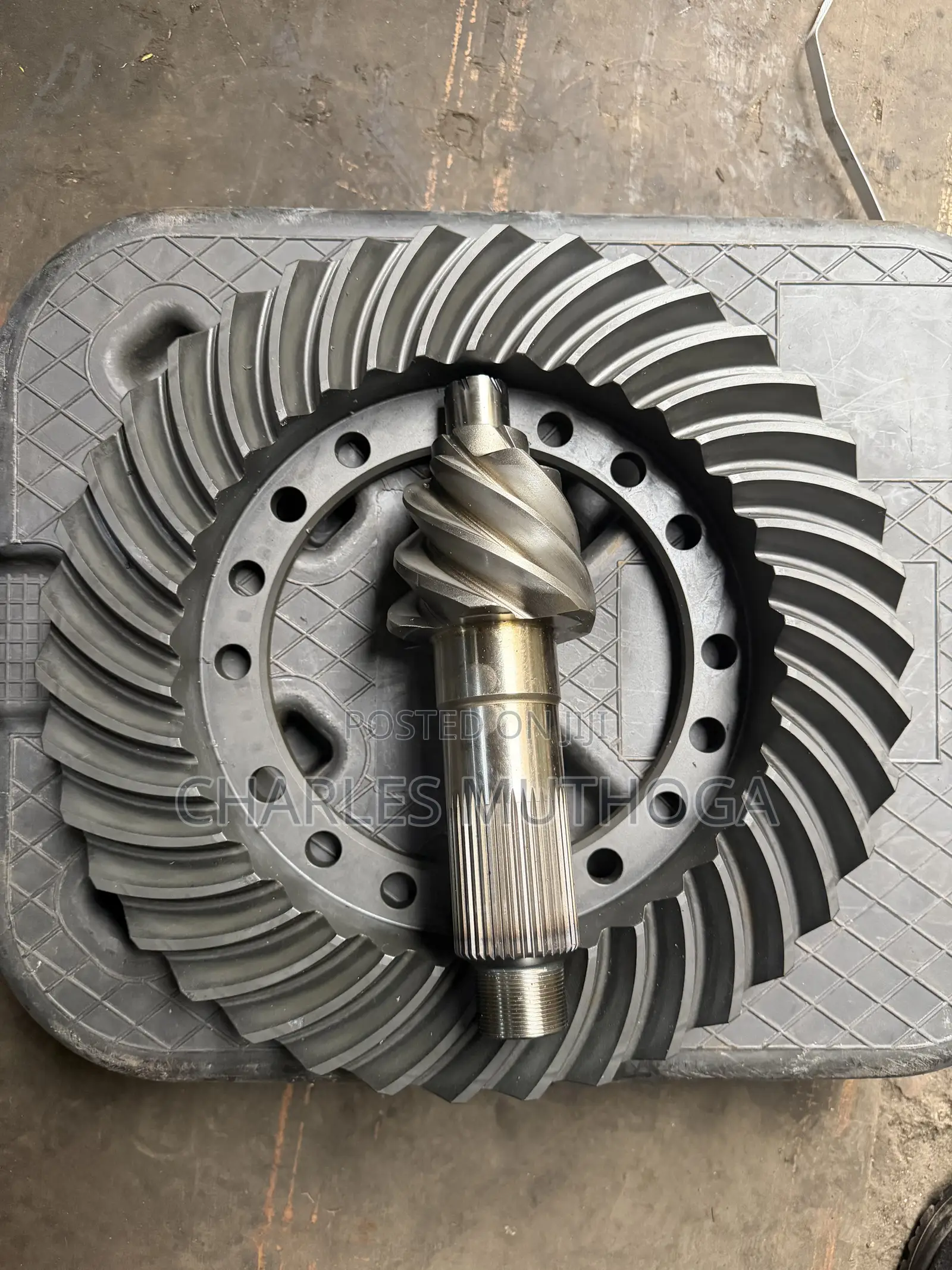 Fuso Fi Crown Wheel and Pinion