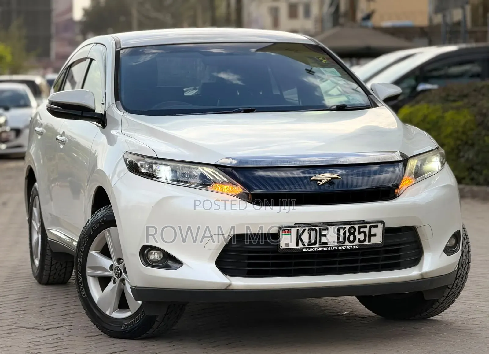 Toyota Harrier 2014 White