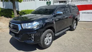 Toyota Hilux 2019 Black