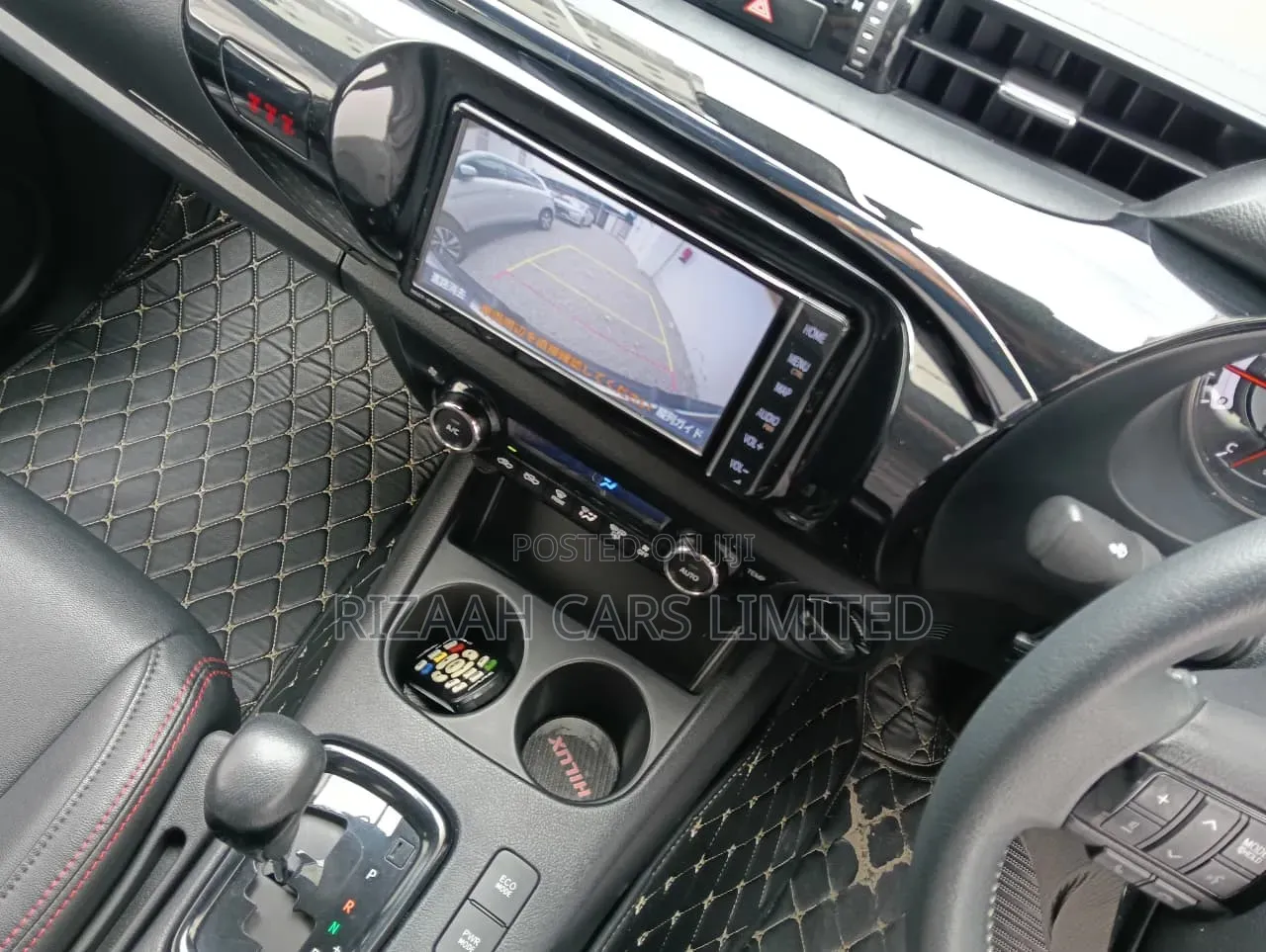 Toyota Hilux 2021 White