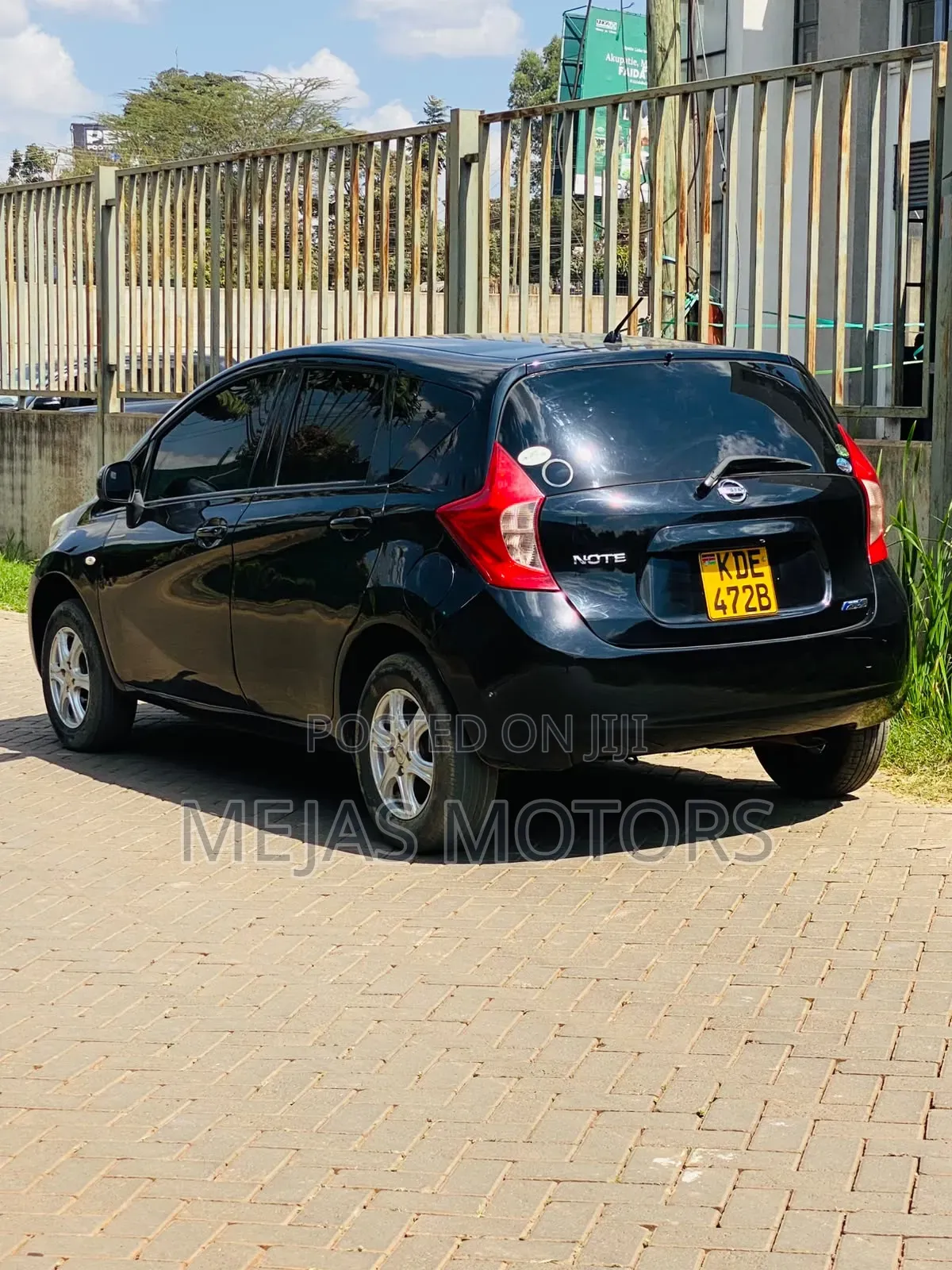 Nissan Note 2015 Black