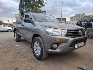 Toyota Hilux 2021 Gray