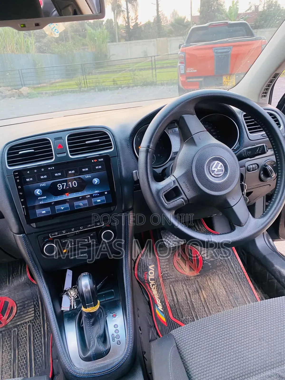 Volkswagen Golf 2011 Black