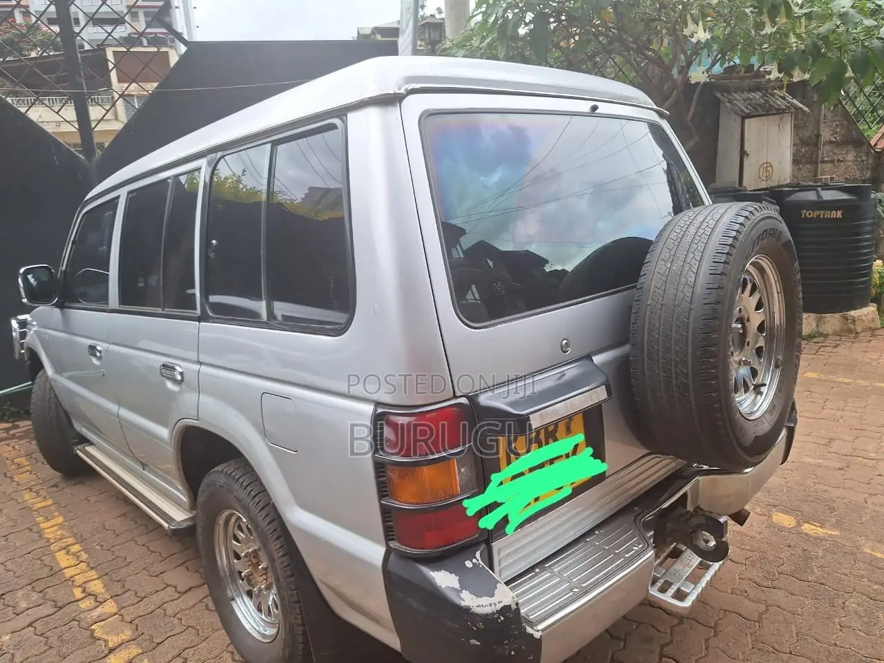 Mitsubishi Pajero 2005 Silver