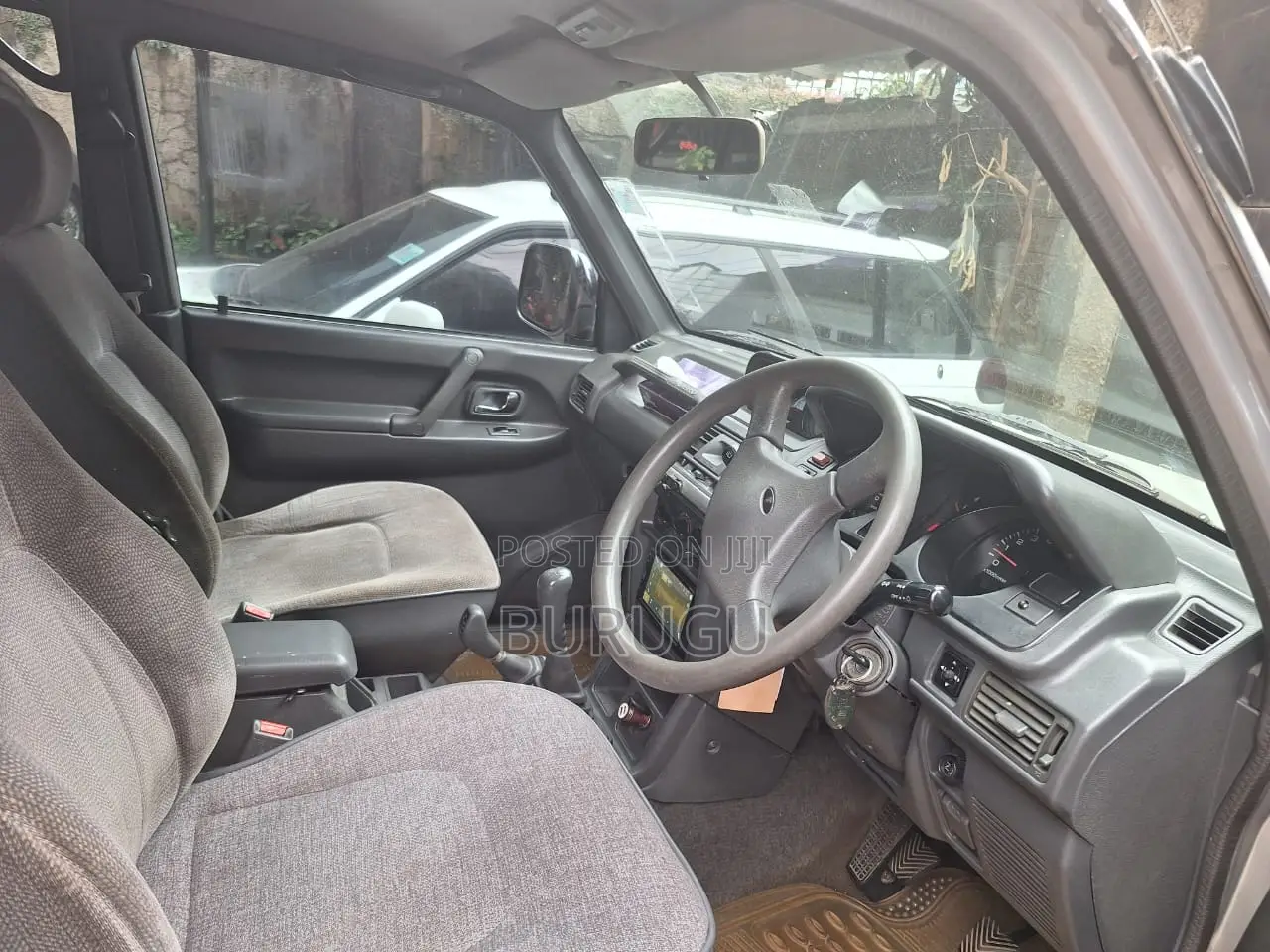 Mitsubishi Pajero 2005 Silver