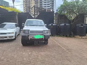 Mitsubishi Pajero 2005 Silver