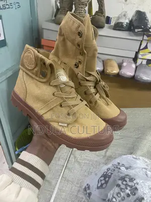 Palladium Pampa Hi//Baggy Canvas Boots