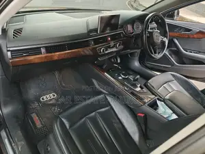 Audi A4 2.0T Premium FWD FrontTrak 2016 Black