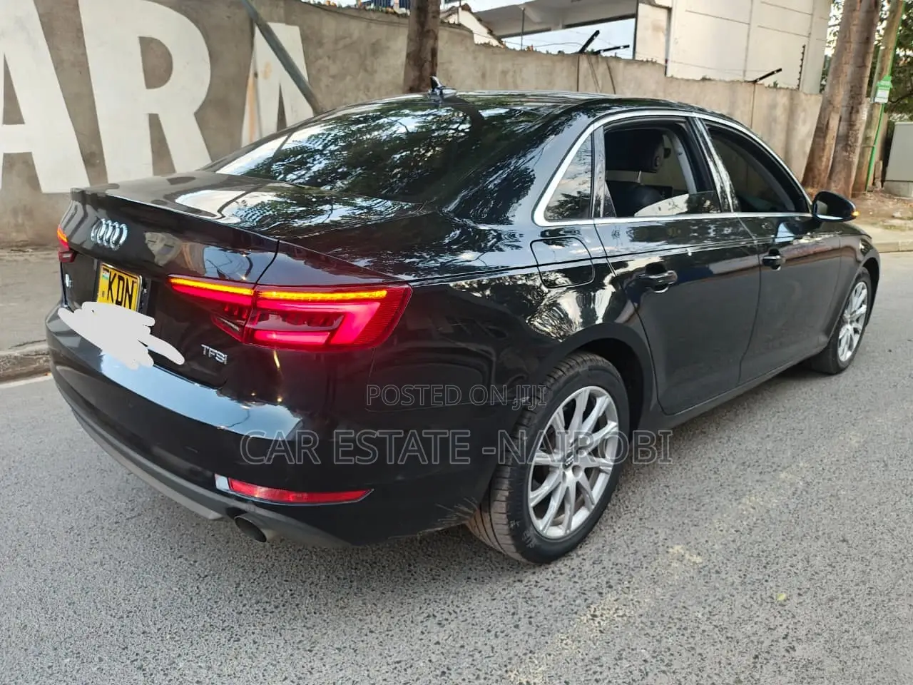 Audi A4 2.0T Premium FWD FrontTrak 2016 Black