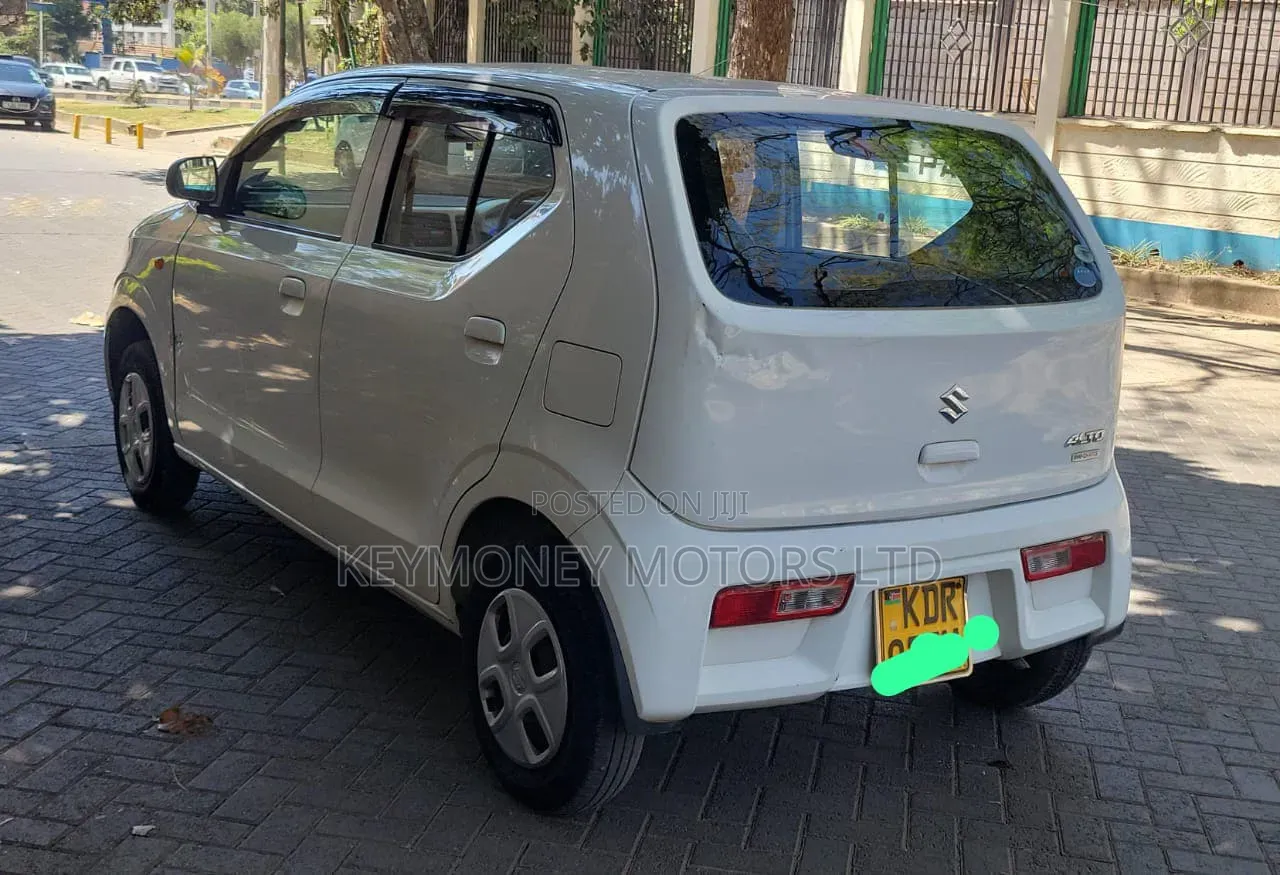 Suzuki Alto 2017 White
