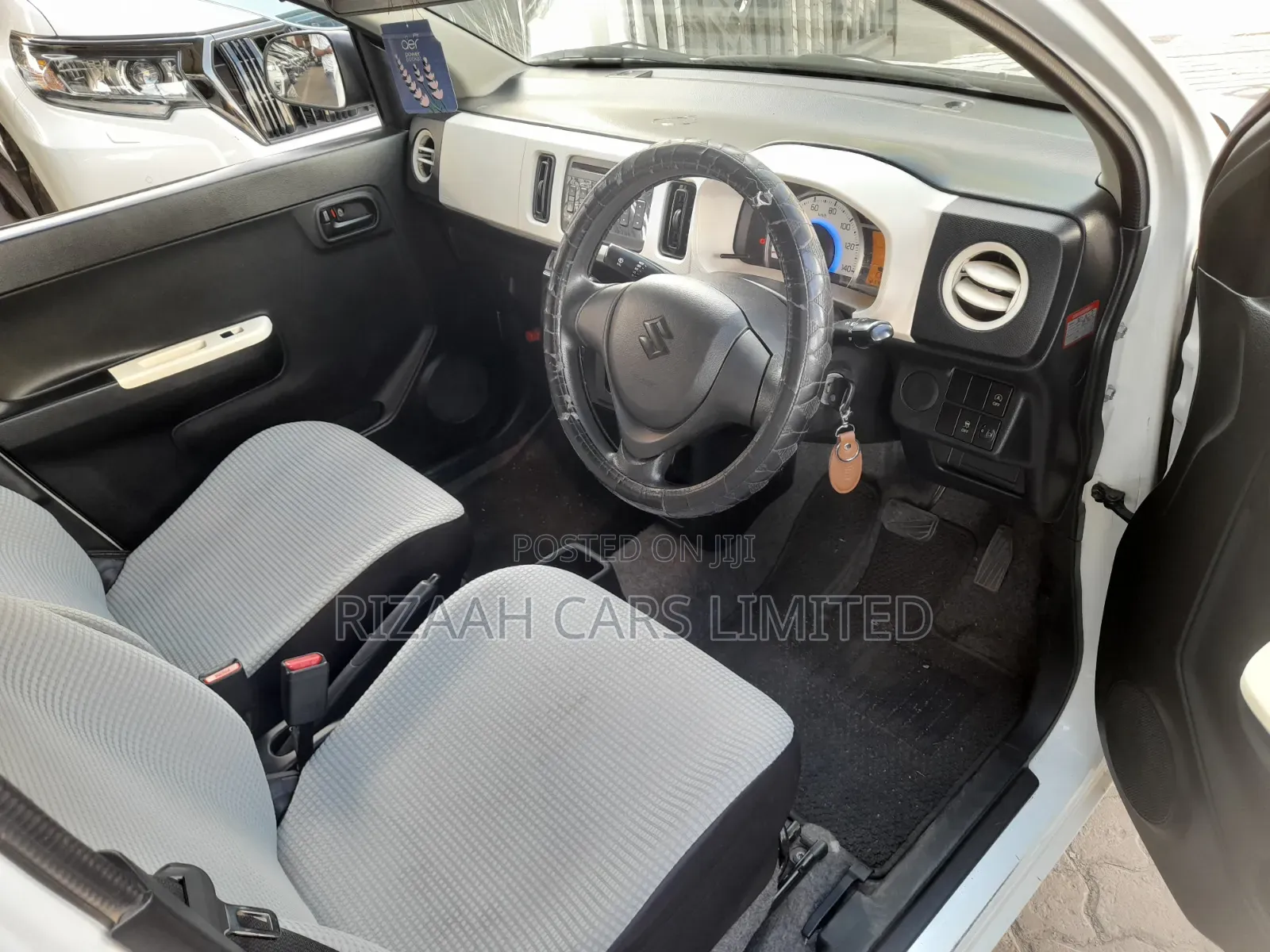 Suzuki Alto 2018 White