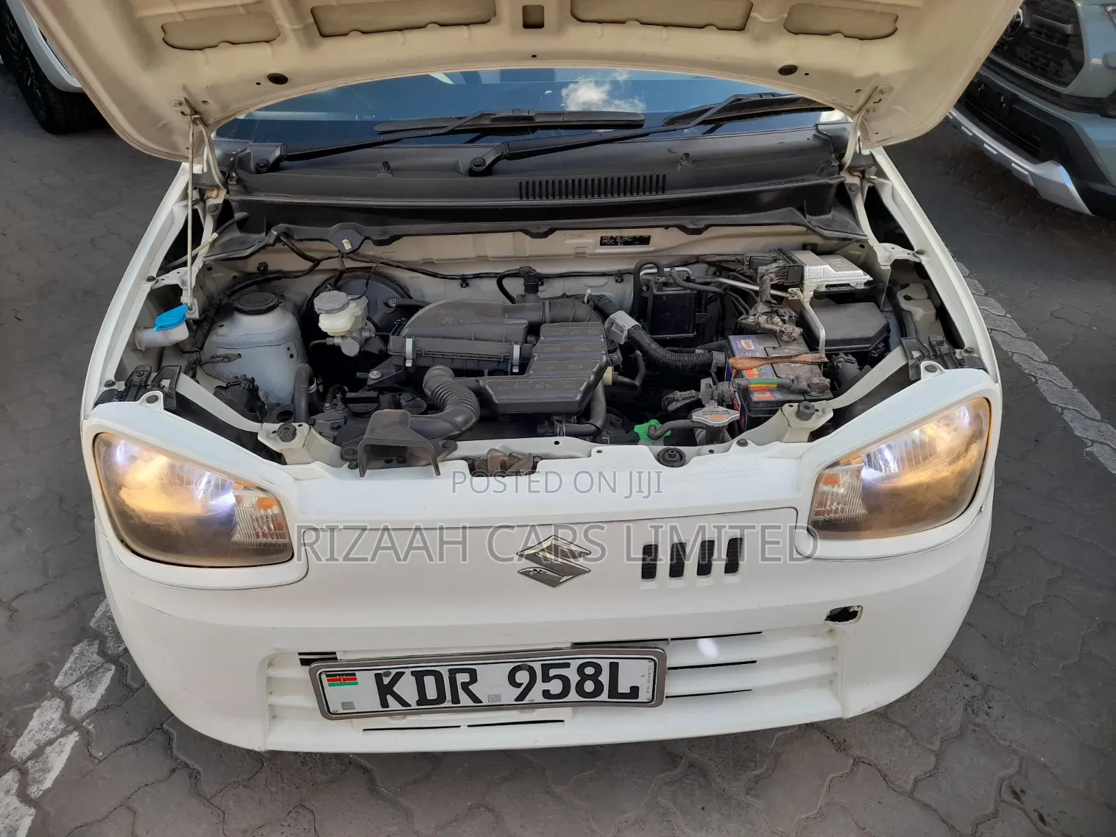 Suzuki Alto 2018 White