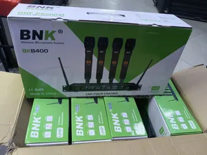 BNK BK8400 4-in-1 Wireless Microphone System