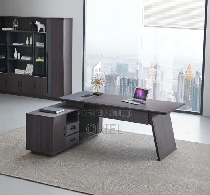 Office Desk : 1.6M Modern Design Office C.E.O Desk