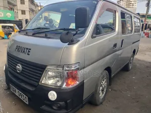 Nissan Caravan (Urvan) 2010 Silver