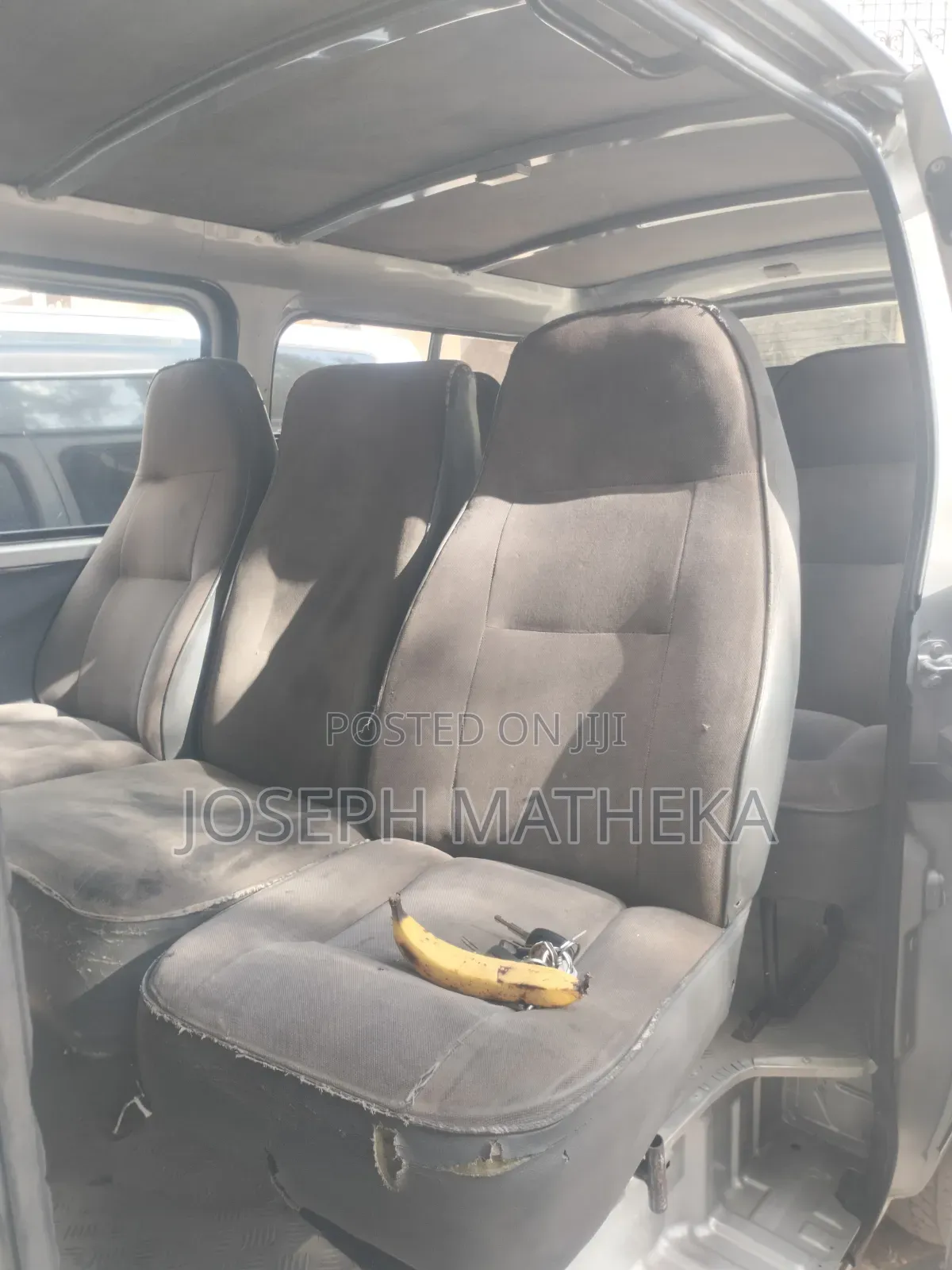 Nissan Caravan (Urvan) 2010 Silver