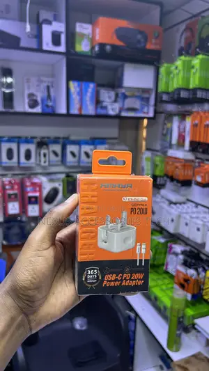Amaya 20W USB-C PD Fast Charger for iPhone