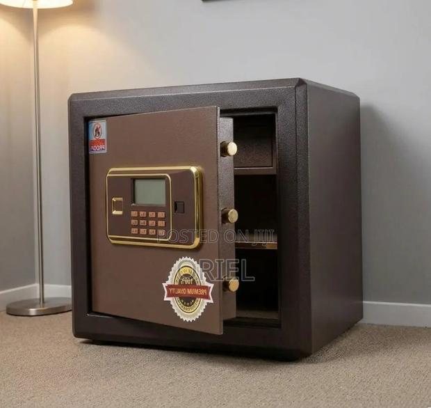 Office Safe : Secure 20KGs Fireproof Safe - thumbnail 10