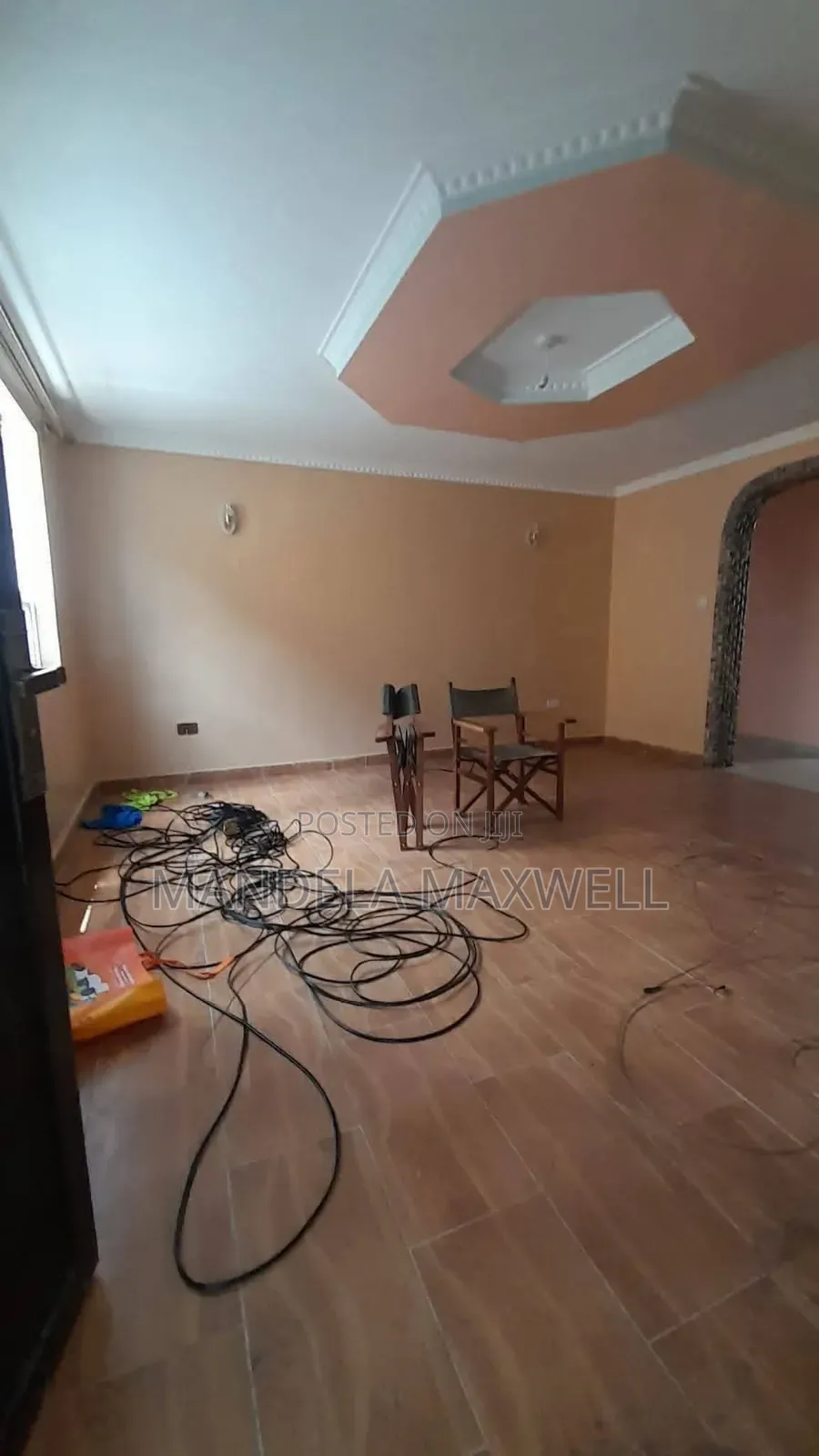 2bdrm Apartment in Gateway Mall Area for rent