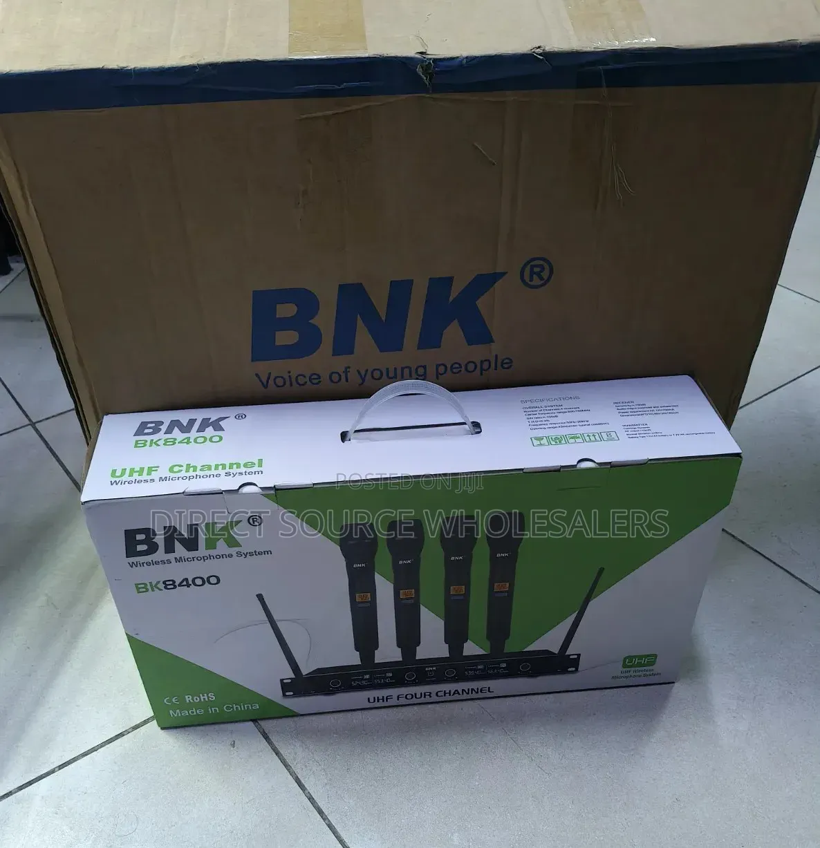 BNK BK8400 Professional UHF 4-Channel Mic