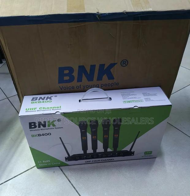 BNK BK8400 Professional UHF 4-Channel Mic