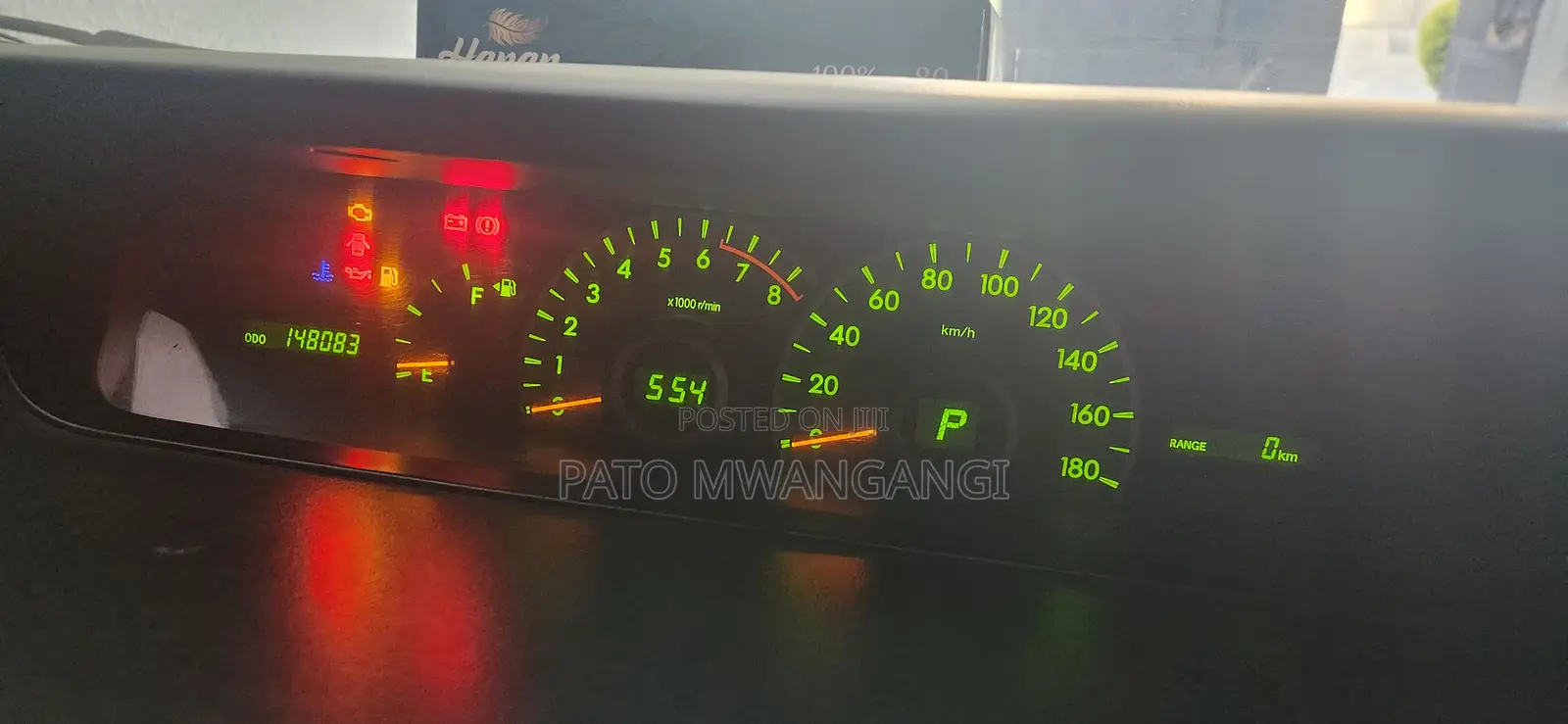 Toyota Noah 2.0 158hp FWD (8 Seater) 2012 Silver
