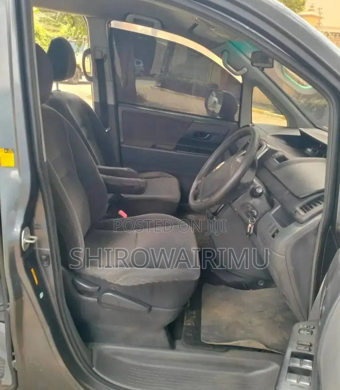 Toyota Noah 2008 Gray