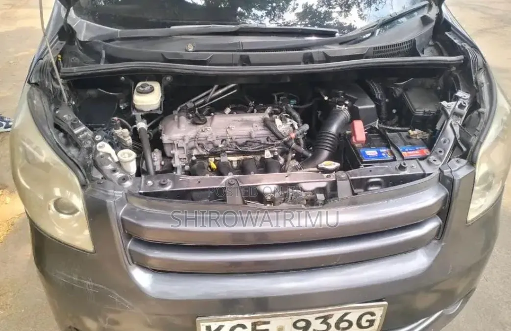 Toyota Noah 2008 Gray