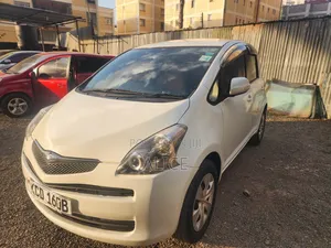 Toyota Ractis 2007 White