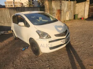Toyota Ractis 2007 White