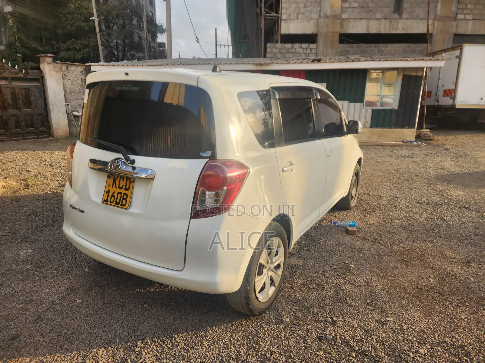 Toyota Ractis 2007 White