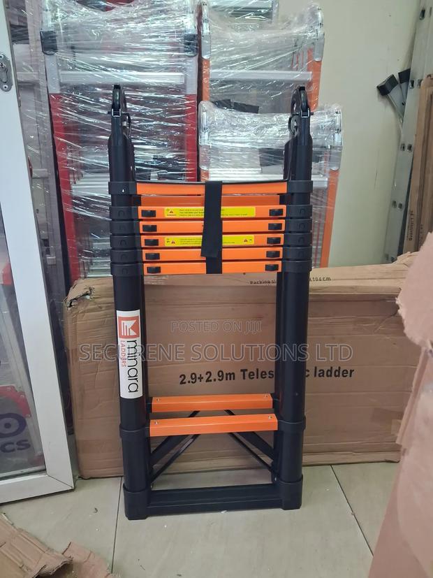 Minara 2.9m + 2.9m Double Telescopic Ladder - thumbnail 2