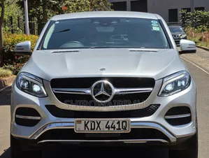 Mercedes-Benz GLE-Class 2019 Blue