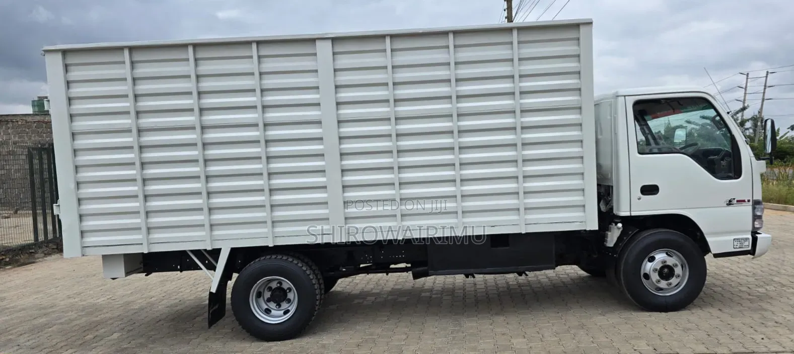 Isuzu NPR 2018 Model