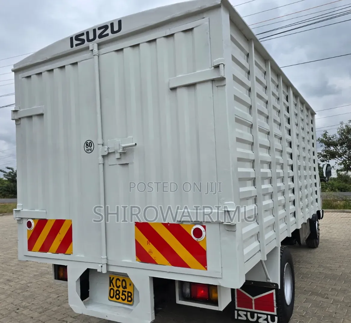 Isuzu NPR 2018 Model