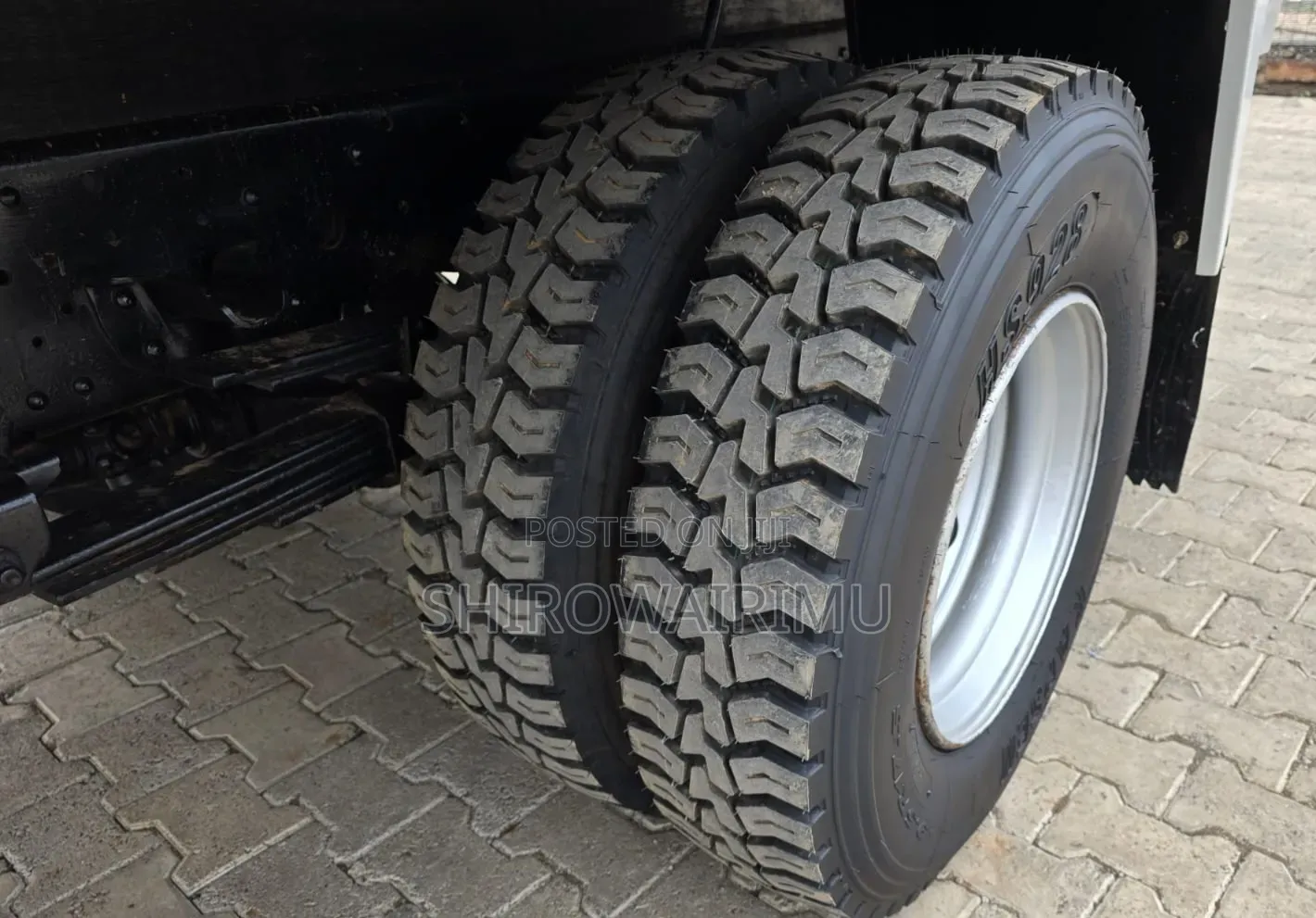 Isuzu NPR 2018 Model