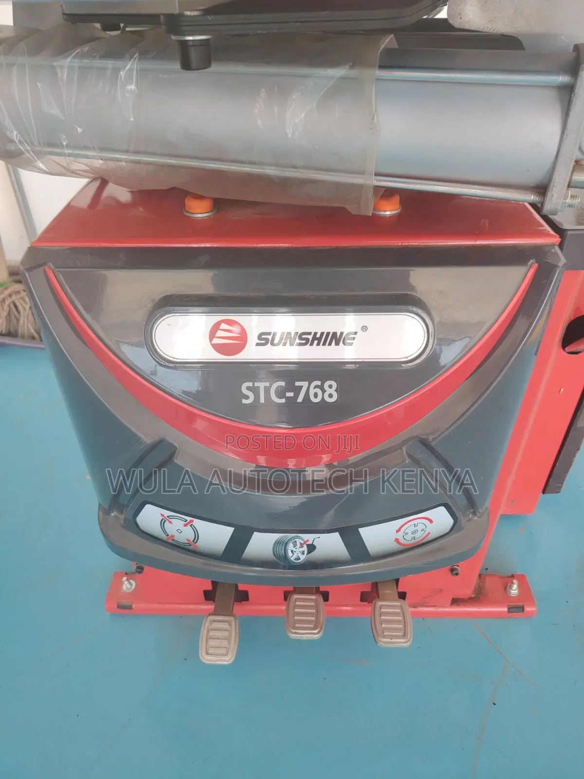 Easy Operation System Tyre Changer STC 768 Machine Sunshine Italy