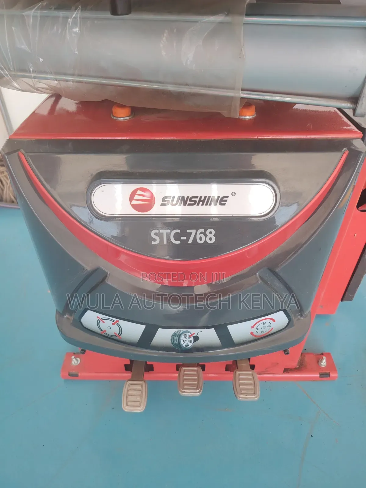 Easy Operation System Tyre Changer STC 768 Machine Sunshine Italy