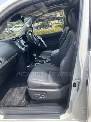 Toyota Land Cruiser Prado 2.7 2021 White