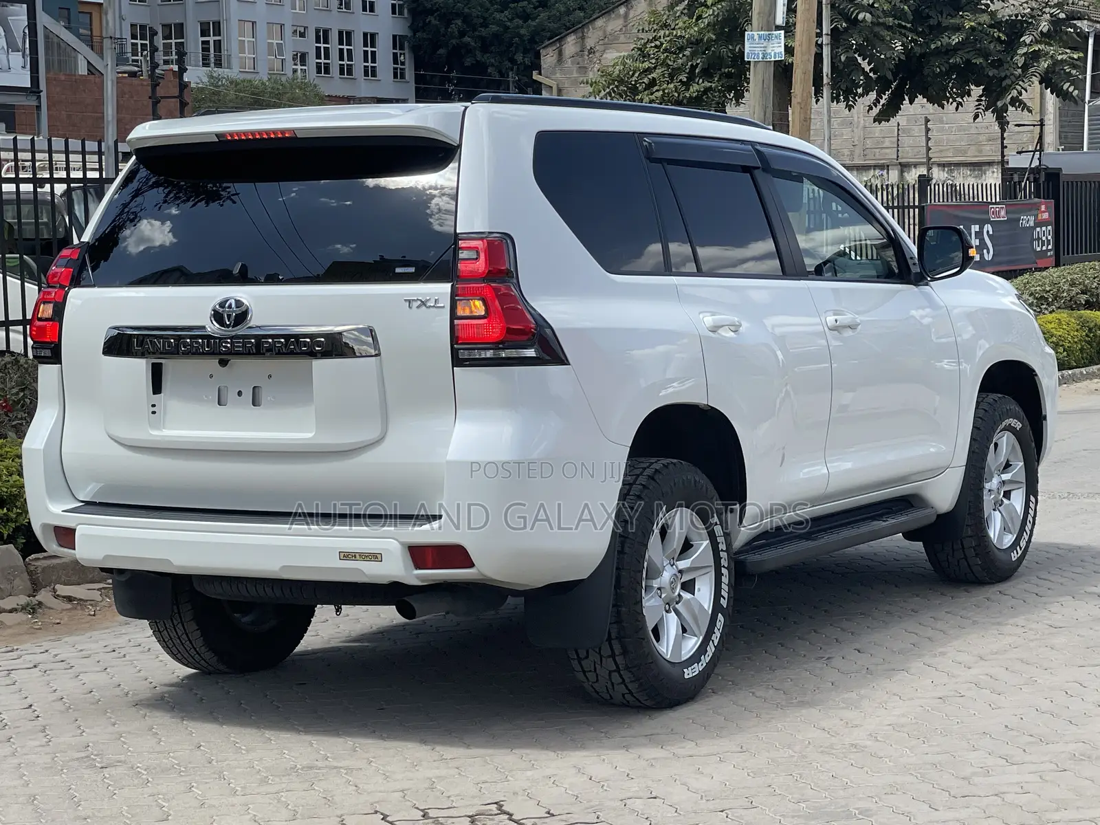 Toyota Land Cruiser Prado 2.7 2021 White