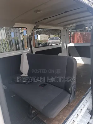 Nissan Caravan (Urvan) 2018 White