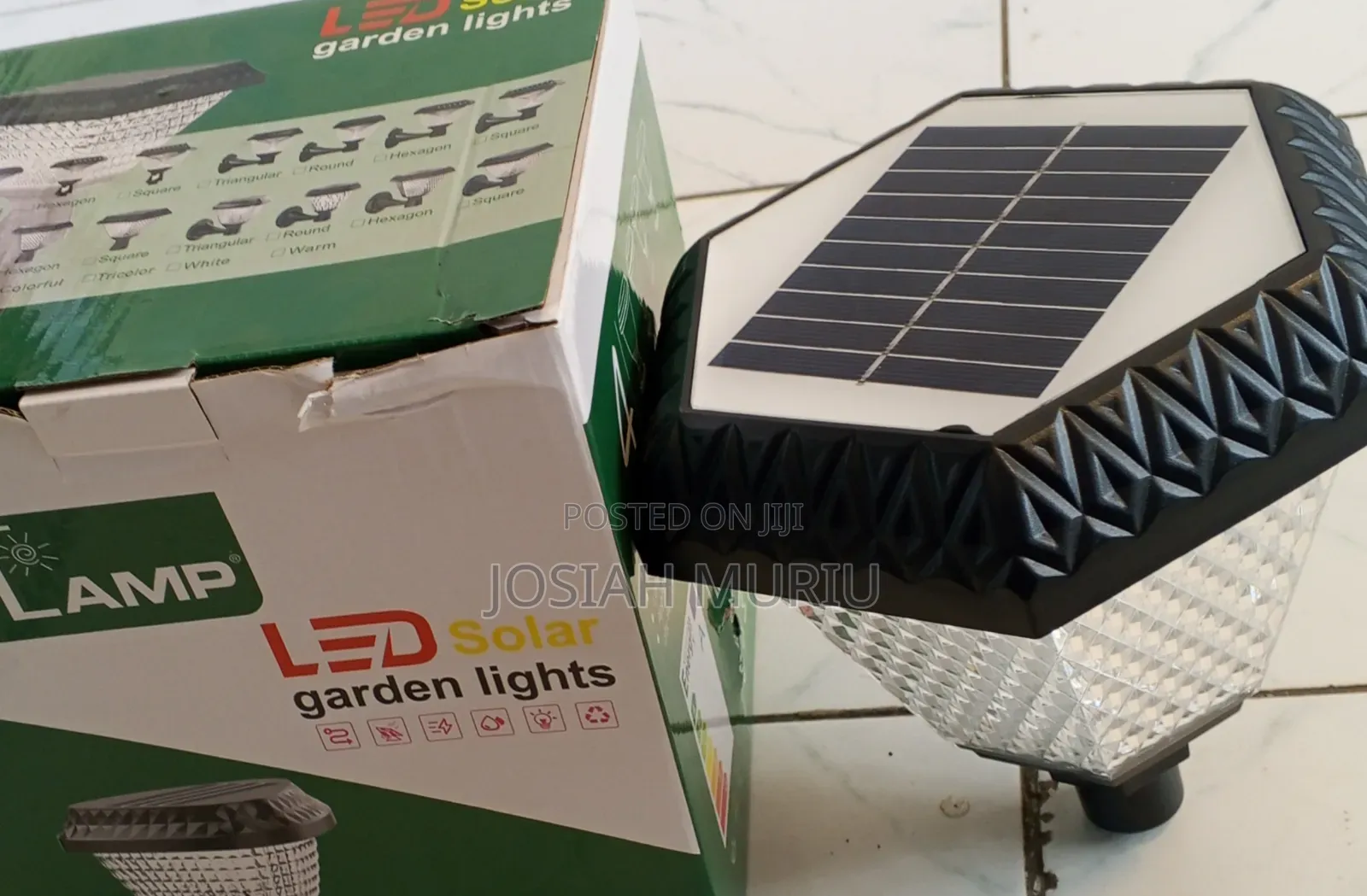lED Solar Garden Lights