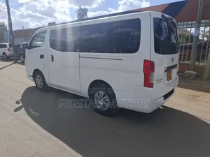 Nissan Caravan (Urvan) 2018 White