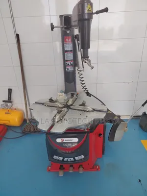 Operating Pressure 8-10bars Heavy Duty Tyre Changer Machine STC-768