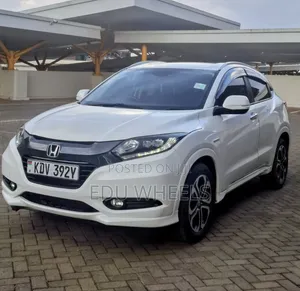 Honda Vezel 2019 White
