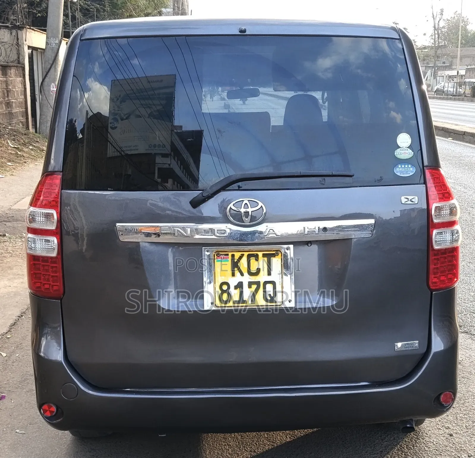 Toyota Noah 2011 Brown