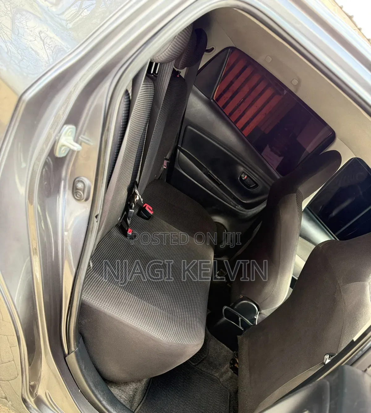 Toyota Vitz 2015 Gray