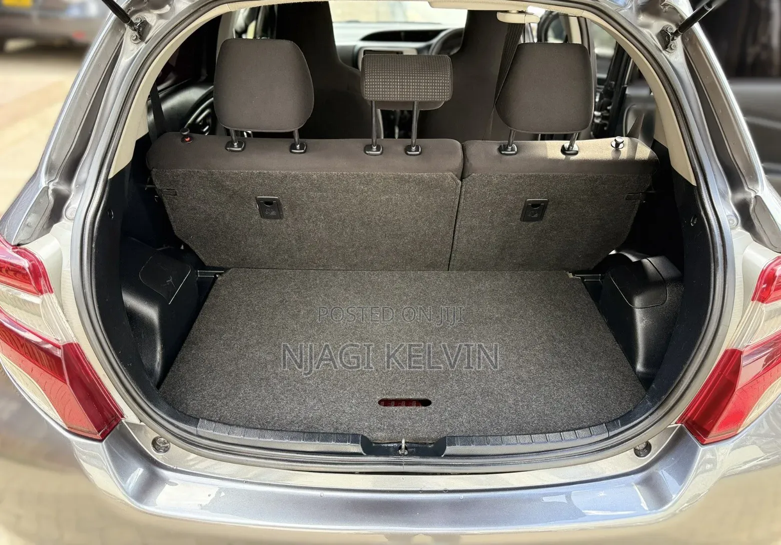 Toyota Vitz 2015 Gray