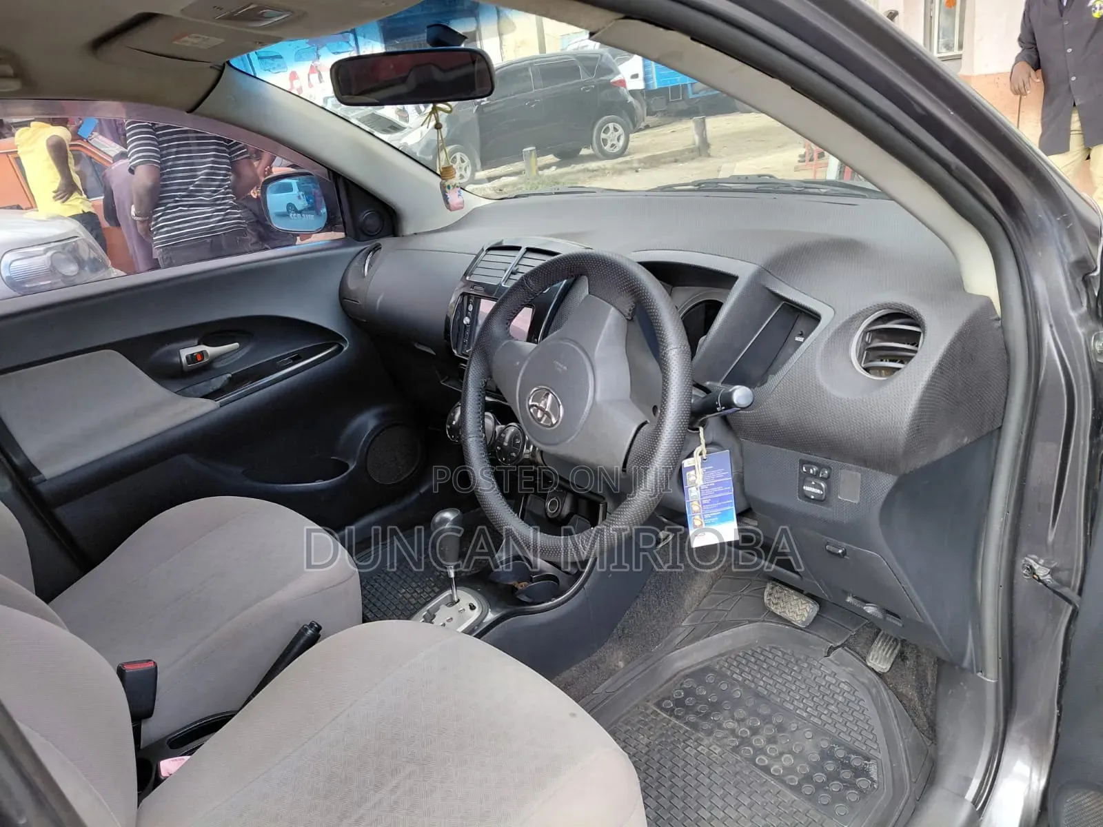 Toyota IST 2008